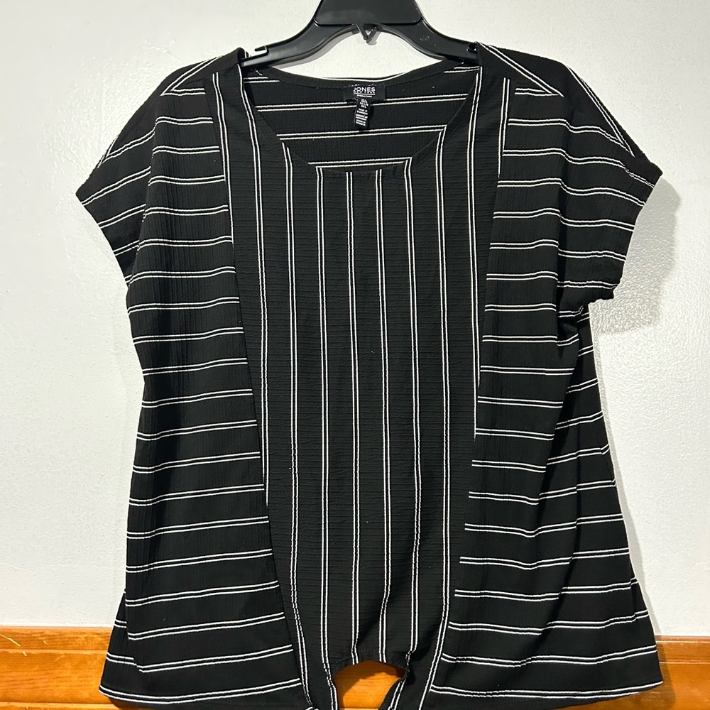 Jones New York Black Short Sleeve Striped Tee